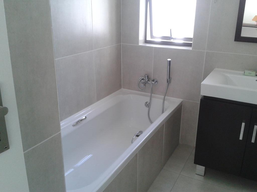 Dream A Little Apartment Simon's Town Room photo